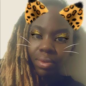 Meet your Posher, Tia